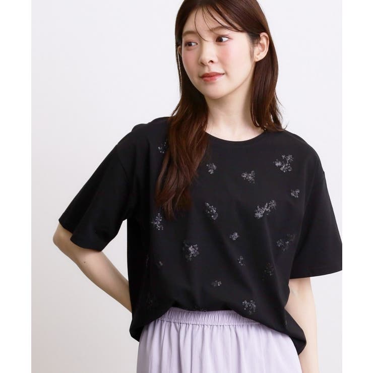 ブラック(019) | フラワーモチーフスパンコールTシャツ | grove