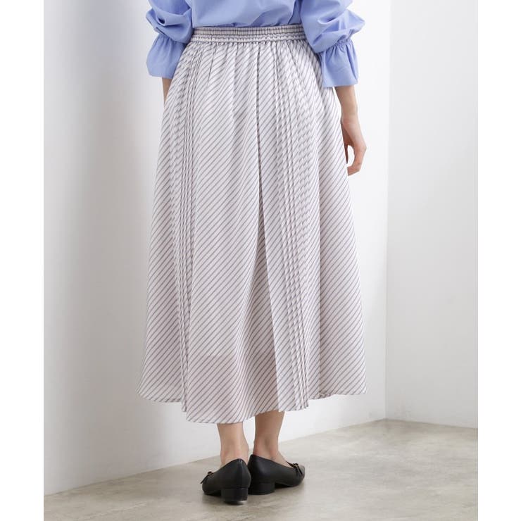 動くたびに表情が生まれる 軽やかストライププリーツスカート | grove | 詳細画像16 