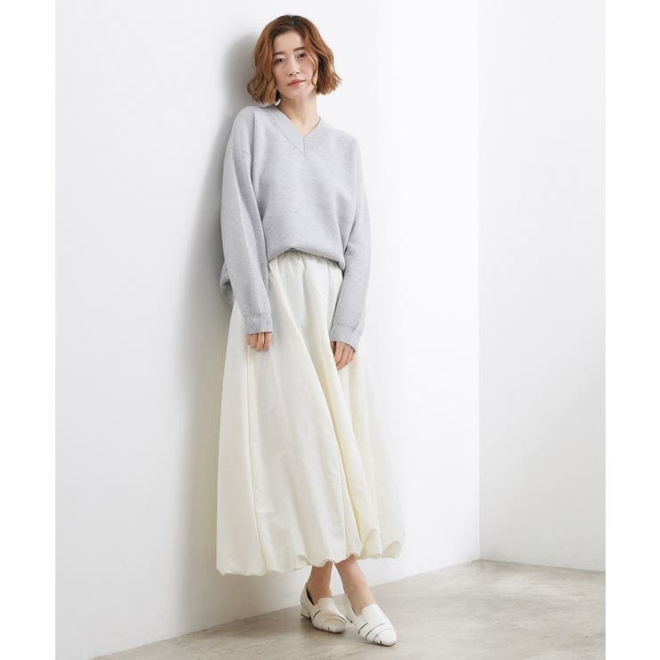 ラフさときれいめを両立する、大人のスウェットライクVネックニット | grove | 詳細画像4 