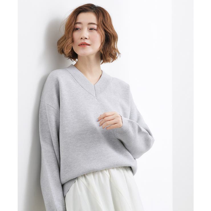 杢グレー(012) | ラフさときれいめを両立する、大人のスウェットライクVネックニット | grove