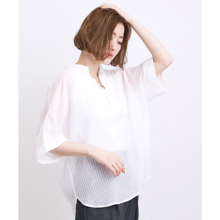 オフホワイト(003) | 【洗濯機◎・体型カバー】ON/OFF使える、シアースキッパーシャツ | grove