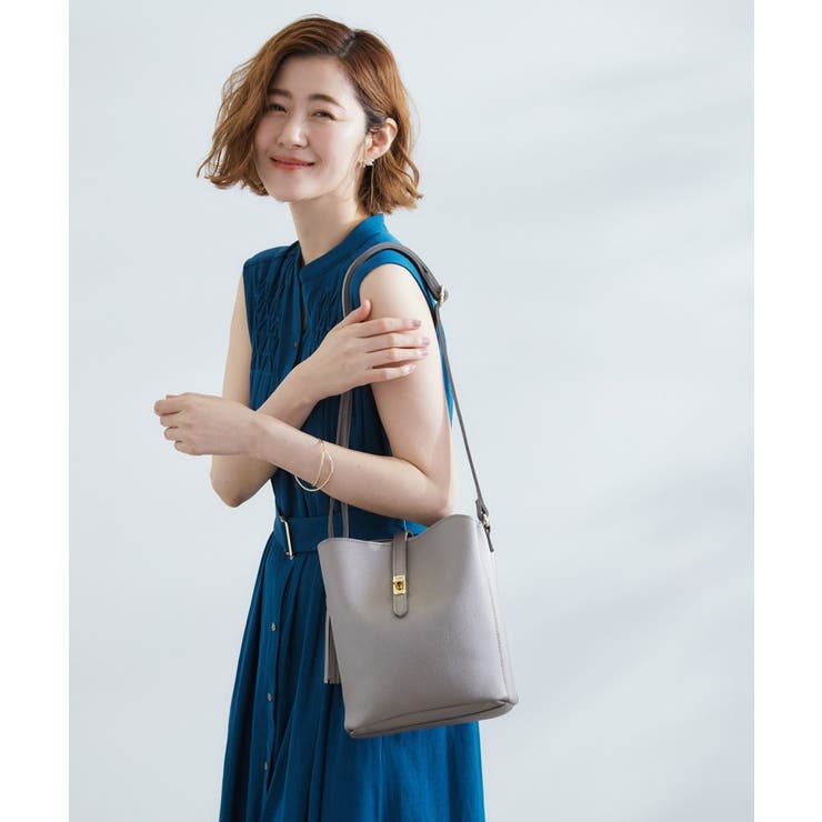 ブラックシルバー(009) | 人間工学ベルトタッセル縦型ショルダー | grove