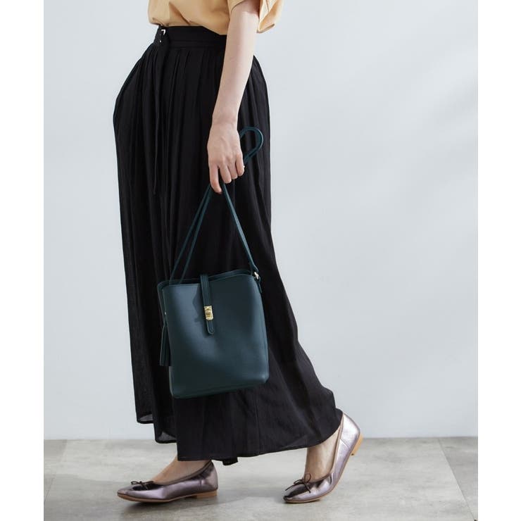 グリーン(024) | 人間工学ベルトタッセル縦型ショルダー | grove