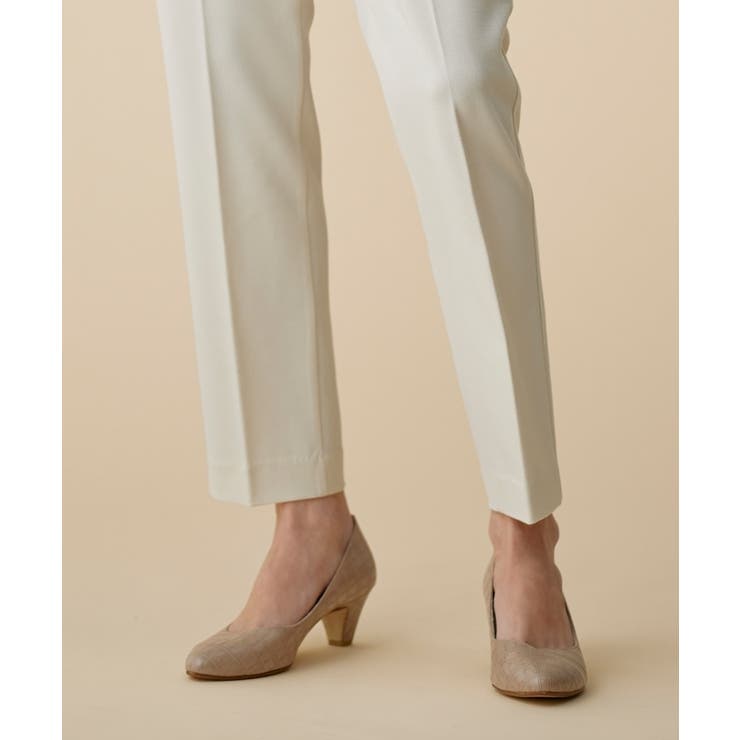 ライトベージュ(451) | 【22.0～25.0まで】やわここちVカットパンプス(5cm) | grove