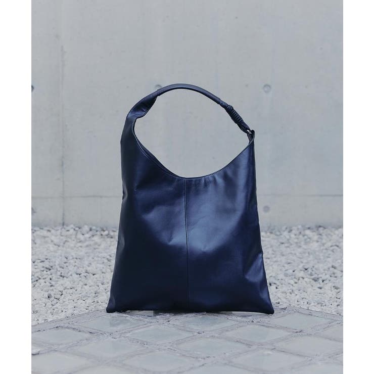 ブラック(019) | 【牛革使用】リアルレザートラペゾイドバッグ | tk.TAKEO KIKUCHI