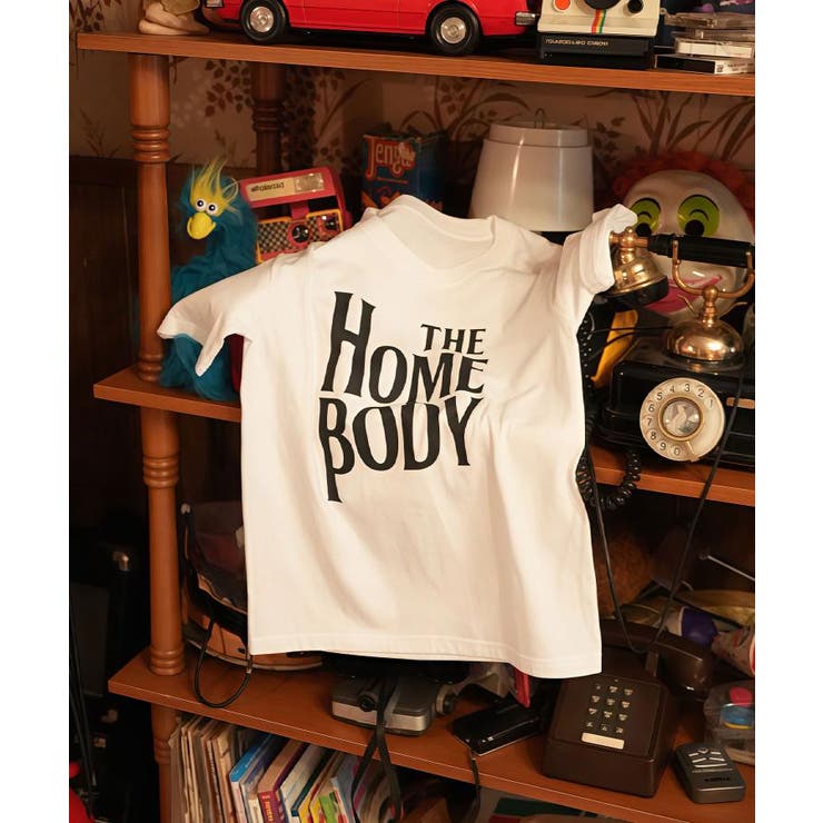ホワイト(001) | HOMEBODYグラフィックTシャツ | ALL NEW MART