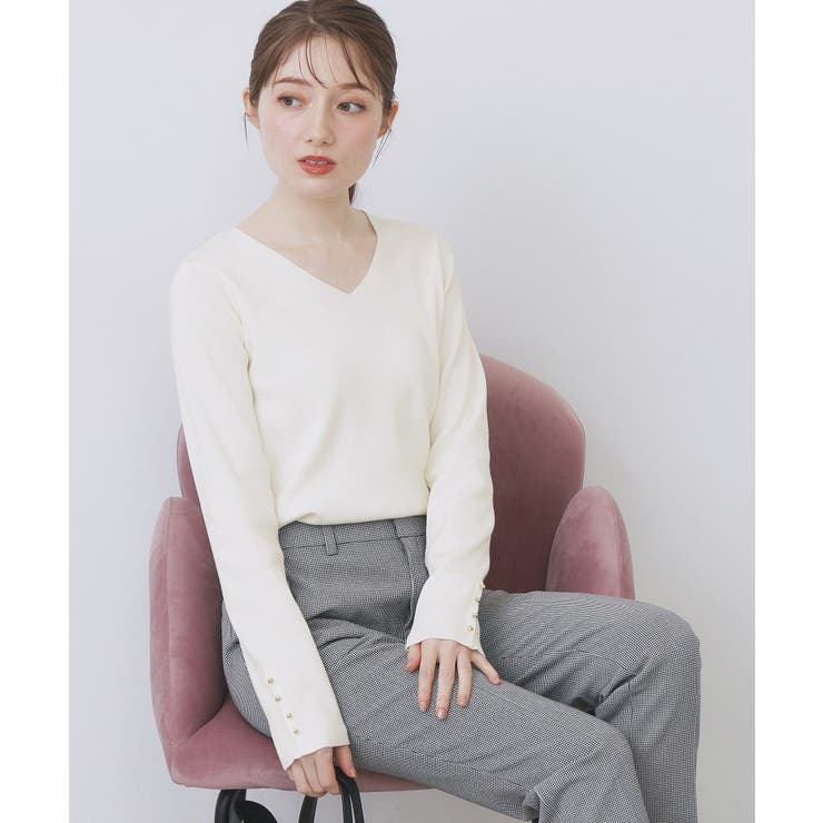 オフホワイト(003) | ゴールドボタンVネックニット【洗濯機OK】《6col》 | index