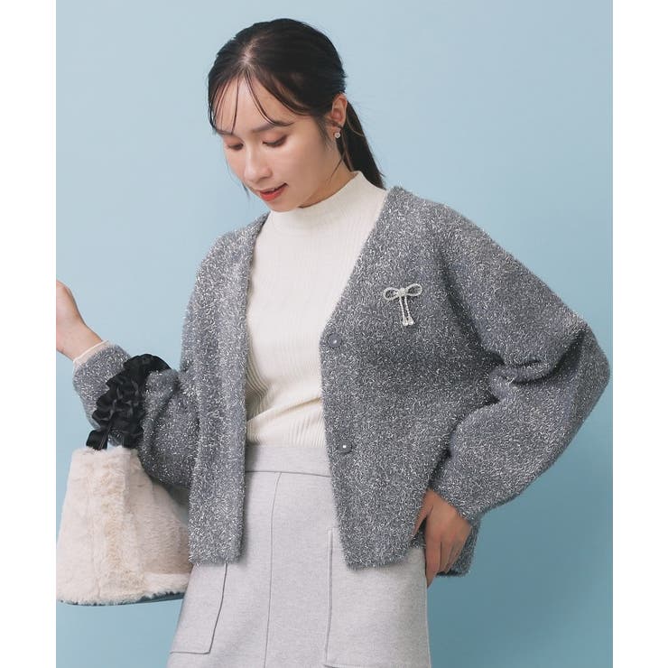 リボンブローチフィルムラメフェザーカーディガン【洗濯機OK】 | index | 詳細画像11 