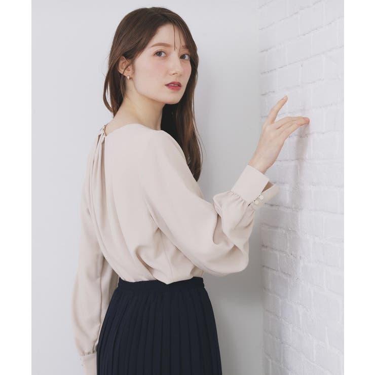 クルーネックタックブラウス【洗濯機OK/防シワ/イージーアイロン】 | index | 詳細画像7 