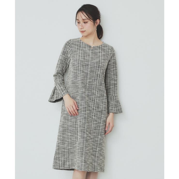 美品　Leilian ツイードワンピース ラメ　フォーマル　ベージュ　13号 美品 Leilian ツイードワンピース ラメ フォーマル ベージュ 13号