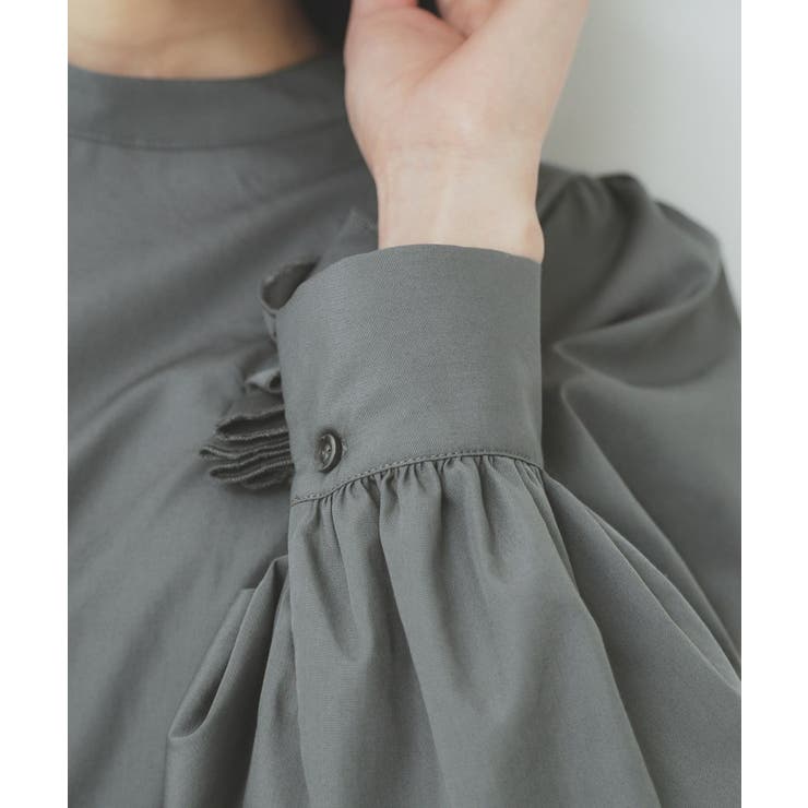 コサージュ付きタックパフブラウス【洗濯機洗い可/イージーアイロン】 | index | 詳細画像19 