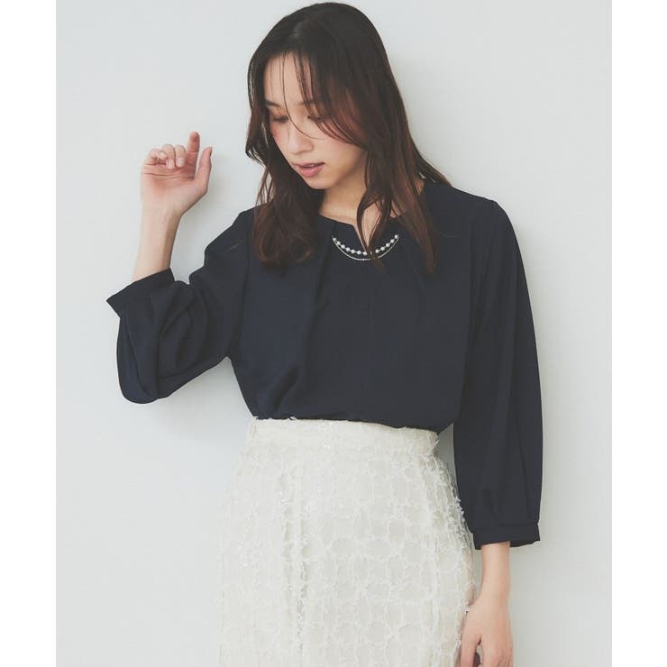 ネイビー(094) | 2WAYキーネックタックブラウス【洗濯機洗い可/防シワ】 | index