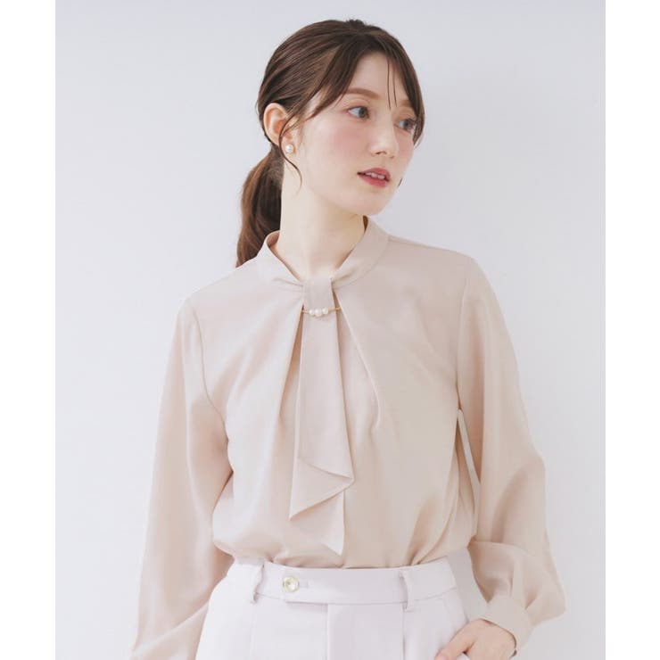 グレージュ(050) | ボウタイタックブラウス【洗濯機OK/防シワ】《XS～3L》 | index