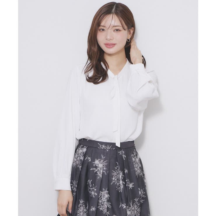 オフホワイト(003) | フェイクパールピンボウタイブラウス【洗濯機OK イージーアイロン ストレッチ】《… | index