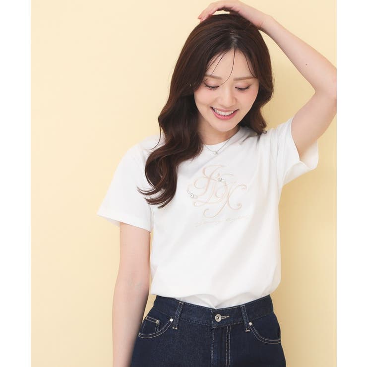 オフホワイト(003) | 【接触冷感】ビッグロゴ刺繍ビジュー付きTシャツ《洗濯機OK／UVケア》 | index