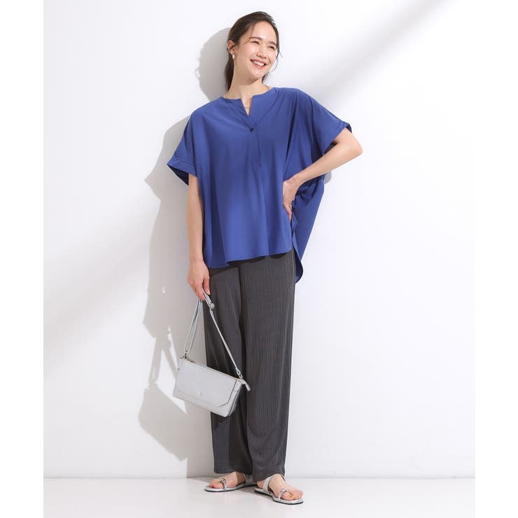 【ひんやり】さらりとしたタッチが上品見え ワンボタンデザイン トップス | SHOO・LA・RUE | 詳細画像11 