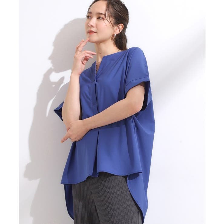 ブルー(093) | 【ひんやり】さらりとしたタッチが上品見え ワンボタンデザイン トップス | SHOO・LA・RUE