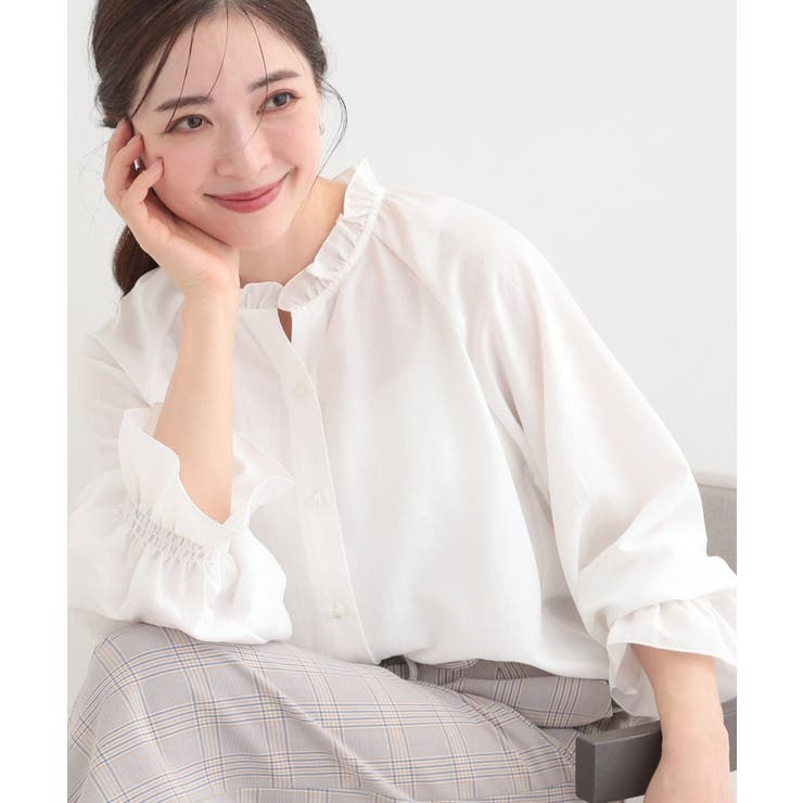 オフホワイト(003) | 【洗濯後しわになりにくい/S-LL/UV】大人上品な フリル襟ブラウス | SHOO・LA・RUE