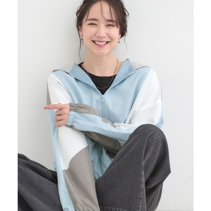 ブルー(592) | 配色フードブルゾン | SHOO・LA・RUE