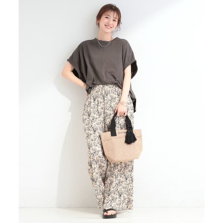 【ひんやり/洗濯機可】シンプルにこなれて見せる お袖ギャザードルマンTシャツ | SHOO・LA・RUE | 詳細画像3 