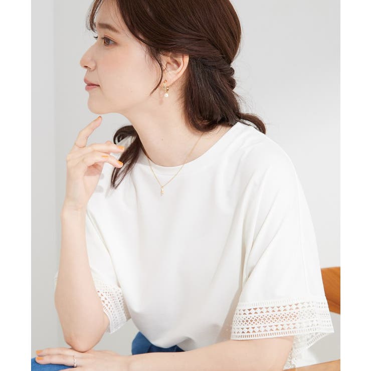 ホワイト(001) | 【ひんやり/UV】お袖レースが上品 ゆったりとろみトップス | SHOO・LA・RUE