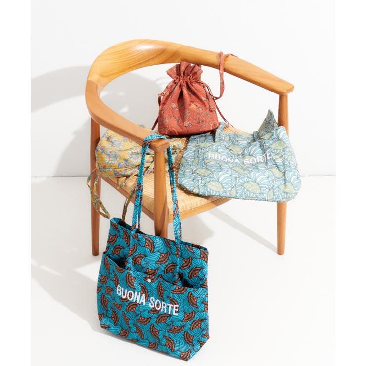 ころんとしたフォルムが魅力 ラタプリント 巾着ショルダーバッグ | SHOO・LA・RUE | 詳細画像23 