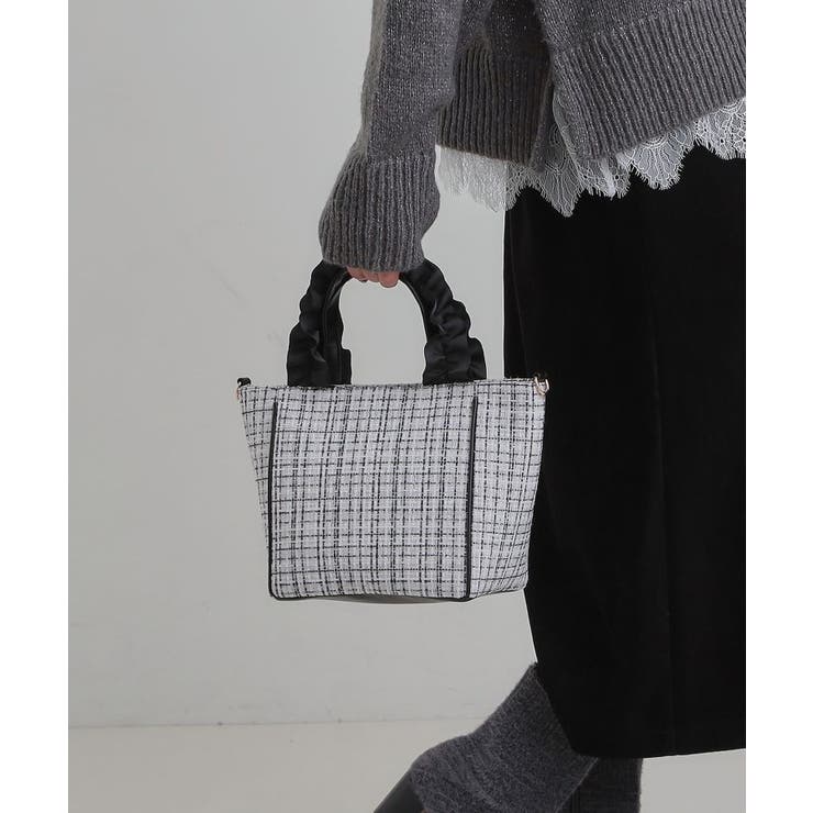 オフホワイト(003) | フリルハンドルツイードトートバッグ | SHOO・LA・RUE