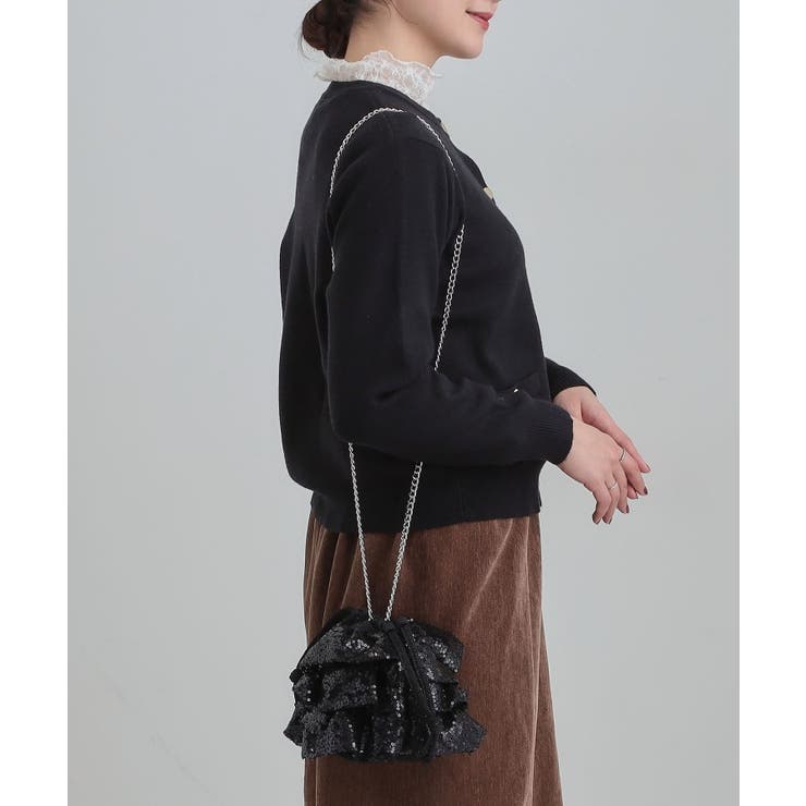 ブラック(019) | スパンコールフリル巾着ショルダーバッグ | SHOO・LA・RUE