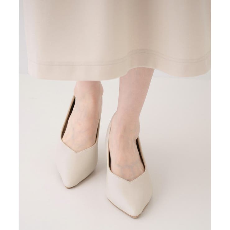 【通勤 セレモニー】Vカットデザインで足が美しく見える ベーシック5cmパンプス | SHOO・LA・RUE | 詳細画像6 