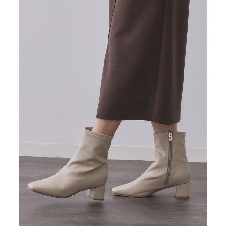 グレージュ(050) | ベーシックショートブーツ【THEシリーズ/抗菌防臭加工】 | OPAQUE.CLIP