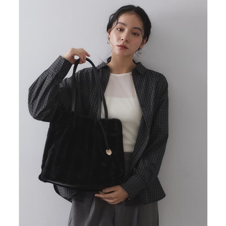 【A4サイズ対応／マチ付き】ストライプフェイクファートートバッグ | OPAQUE.CLIP | 詳細画像8 