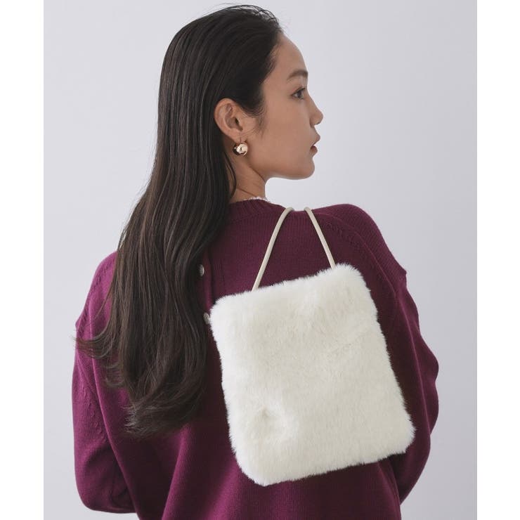 オフホワイト(003) | 【11色展開】フェイクファースクエアミニポシェット | OPAQUE.CLIP