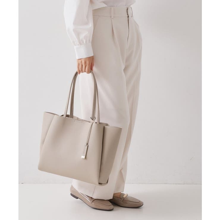 ベージュ(052) | 【軽量／A4サイズ対応】サフィアーノ調3層トートバッグ | OPAQUE.CLIP