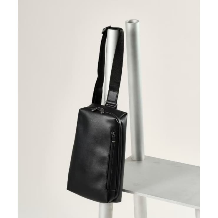 ブラック(019) | 【撥水】ライトウェイト ボディバッグ | TAKEO KIKUCHI