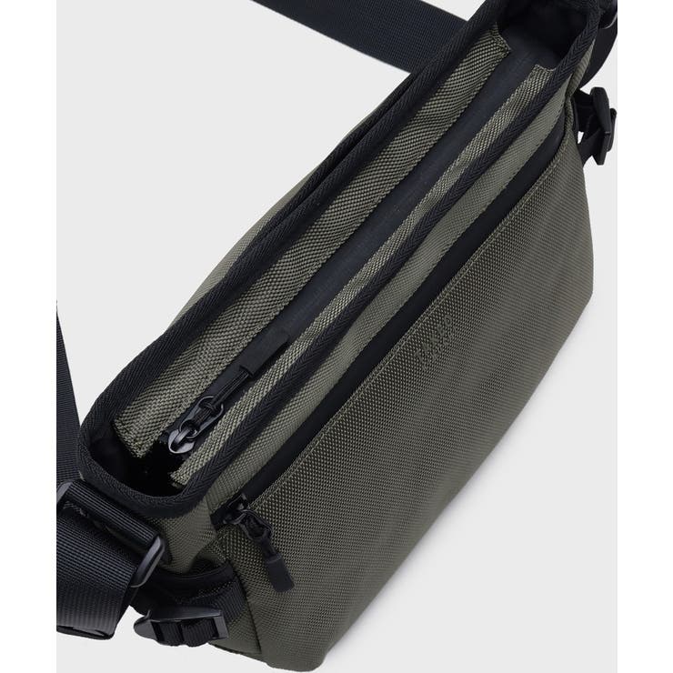 ラージキャパシティ― デイリーショルダーバッグ | TAKEO KIKUCHI | 詳細画像32 