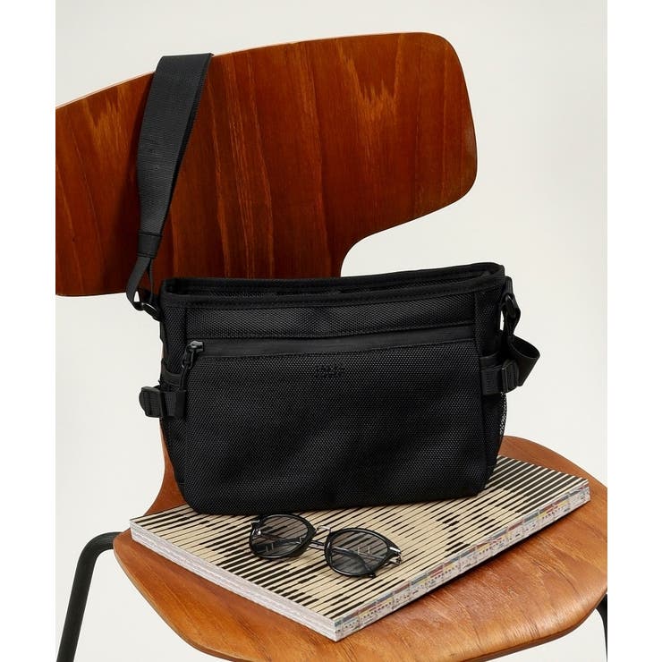 ラージキャパシティ― デイリーショルダーバッグ | TAKEO KIKUCHI | 詳細画像47 