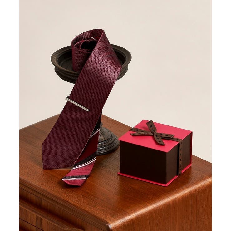 ラズベリーピンク(073) | 【BOXセット】無地ネクタイ&タイバー | TAKEO KIKUCHI