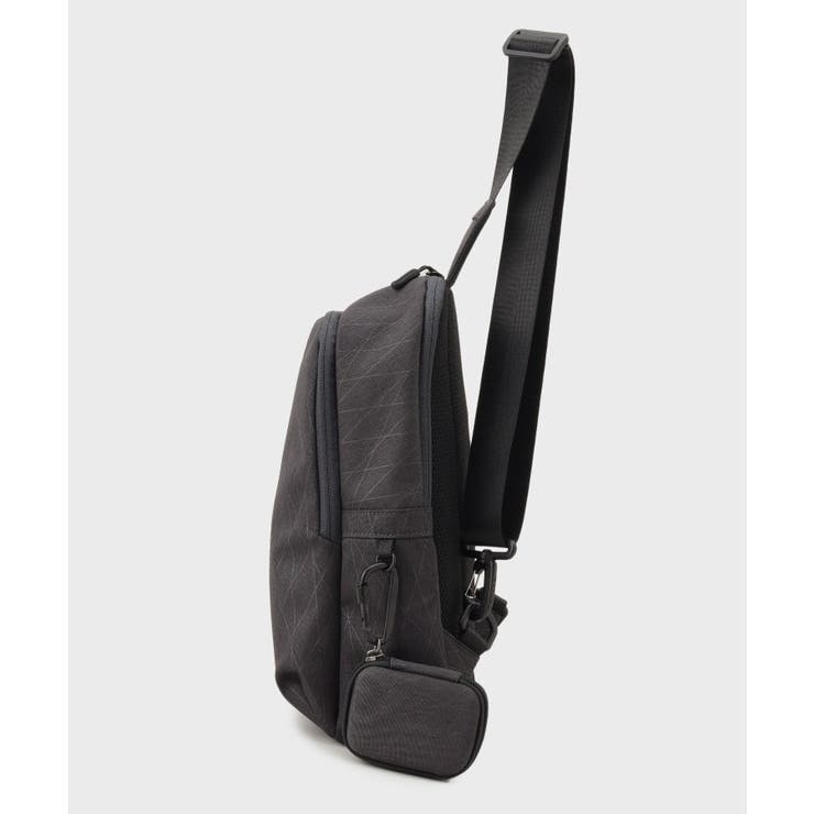 【多機能・軽量】シャドーライン ボディバッグ | TAKEO KIKUCHI | 詳細画像3 