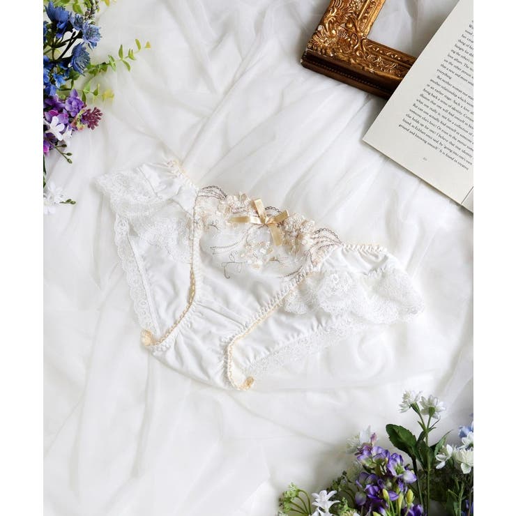 クリーム(054) | クラーラ フレアショーツ | Risa Magli