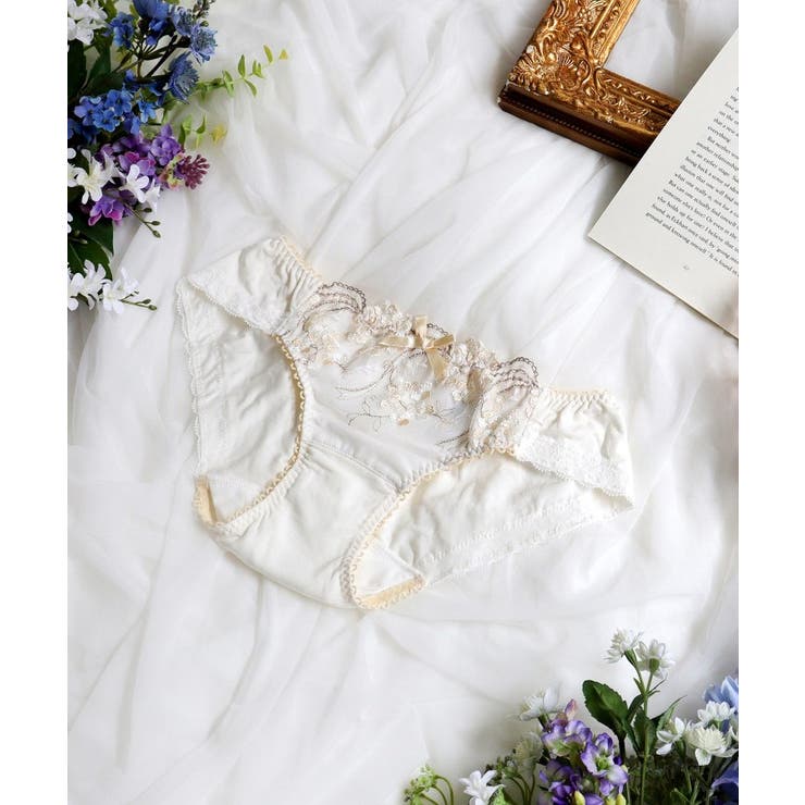 クリーム(054) | クラーラ サニタリーショーツ | Risa Magli