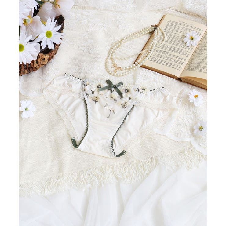 アイボリー(004) | アルマ ノーマルショーツ | Risa Magli