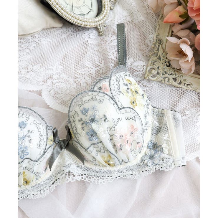 フェリーチェ ブラジャー （D-F） ＜サイドシェイプ＞ | Risa Magli | 詳細画像6 