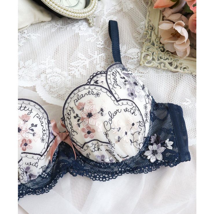 フェリーチェ ブラジャー （D-F） ＜サイドシェイプ＞ | Risa Magli | 詳細画像8 