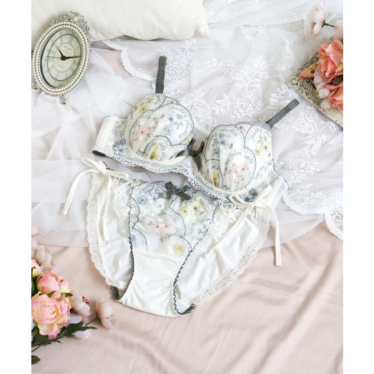 フェリーチェ ブラジャー （D-F） ＜サイドシェイプ＞ | Risa Magli | 詳細画像24 