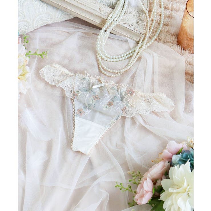 クリーム(054) | セレスティナ Tバック | Risa Magli