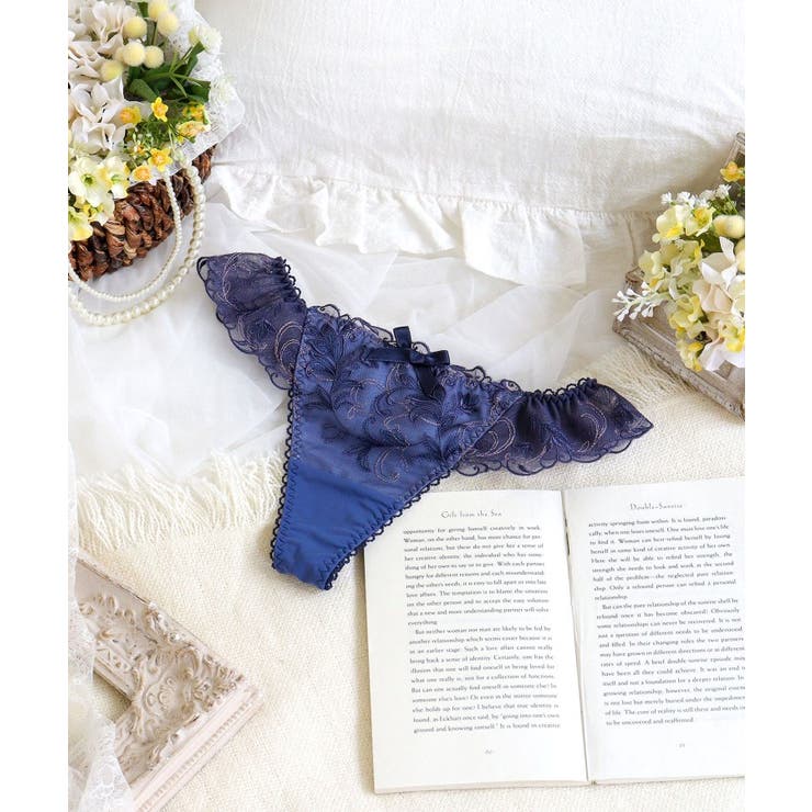 ネイビー(094) | イリーナ Tバックショーツ | Risa Magli