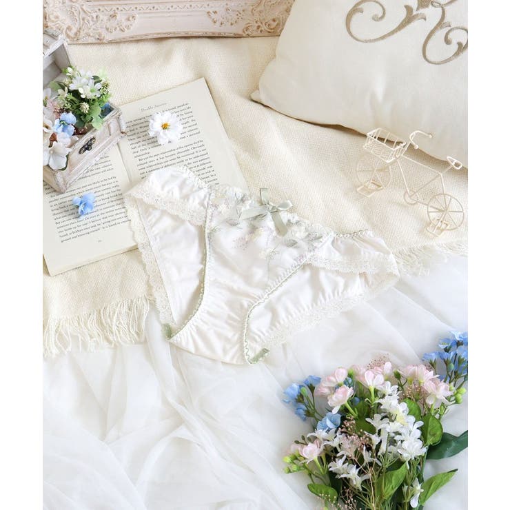 アイボリー(004) | ソア ノーマルショーツ | Risa Magli