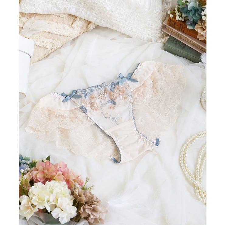 クリーム(054) | エリアン フレアショーツ | Risa Magli