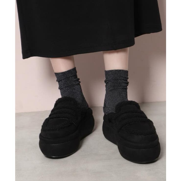 ブラック(019) | SNSで話題！ふわもこボアサボ | ESPERANZA