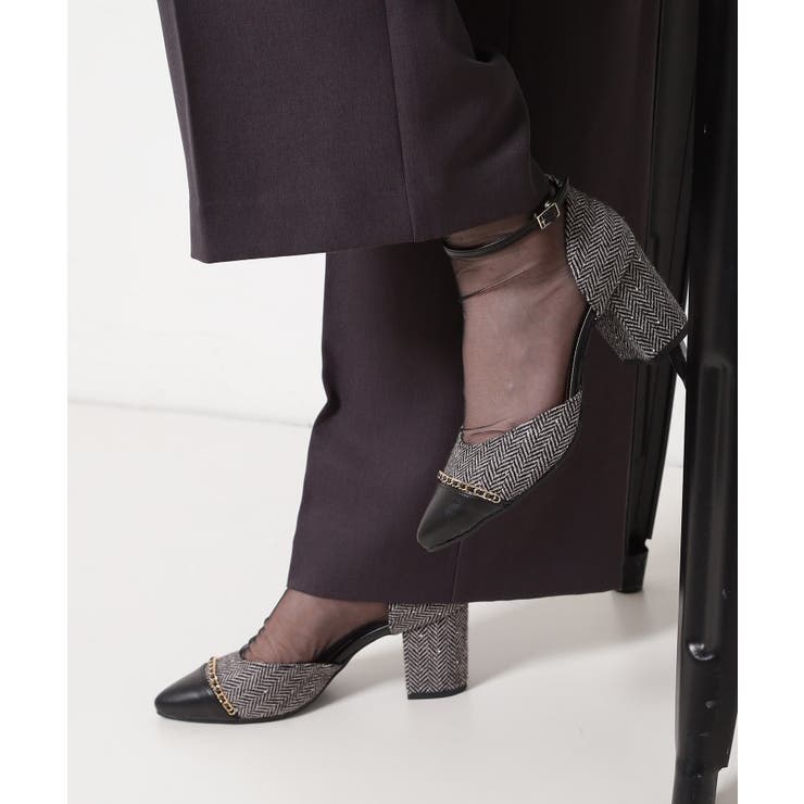 ブラック(919) | チェーンベルトセパレートパンプス | ESPERANZA